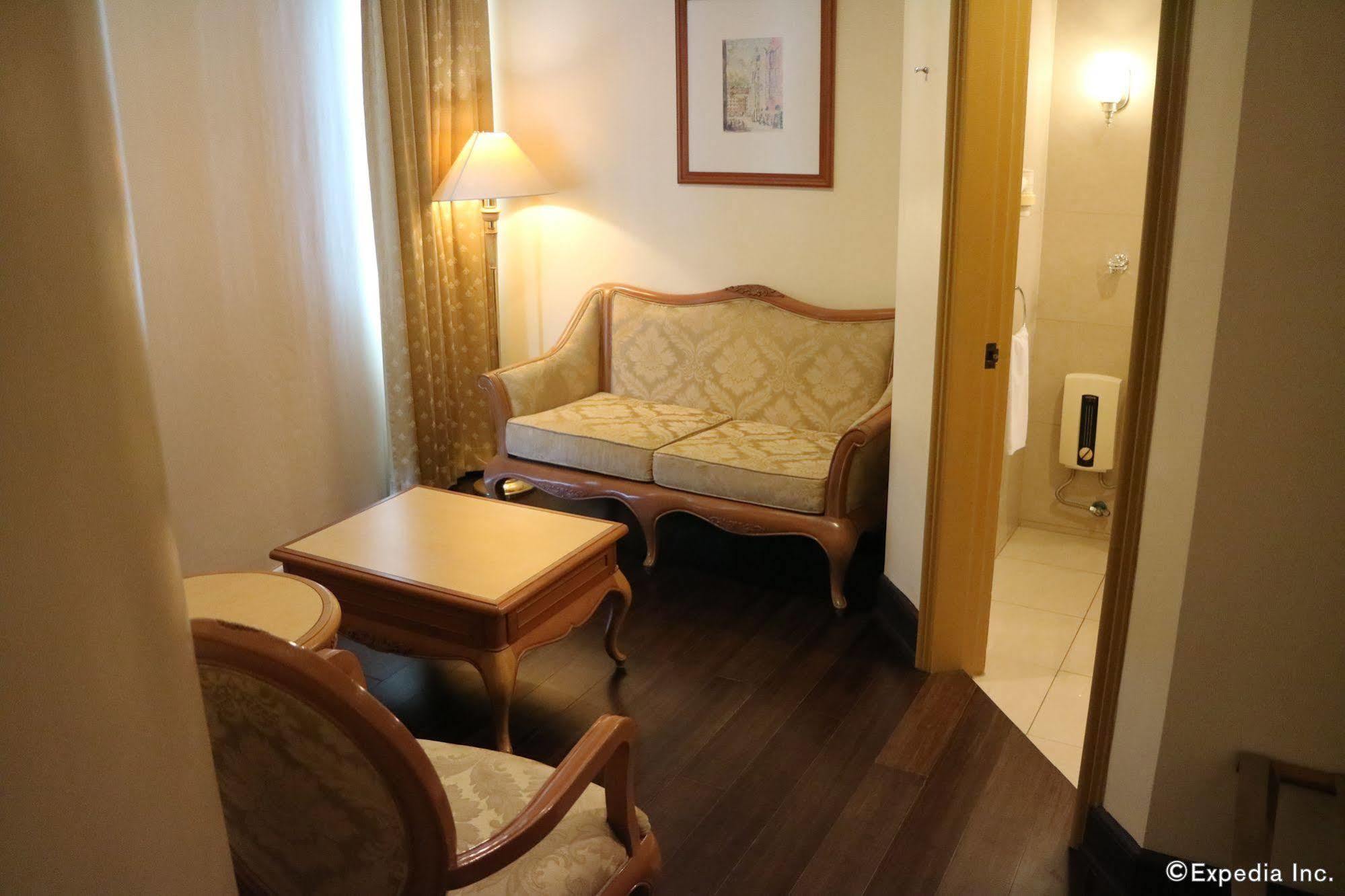 The Grand Dame Hotel Iloilo City Exterior photo